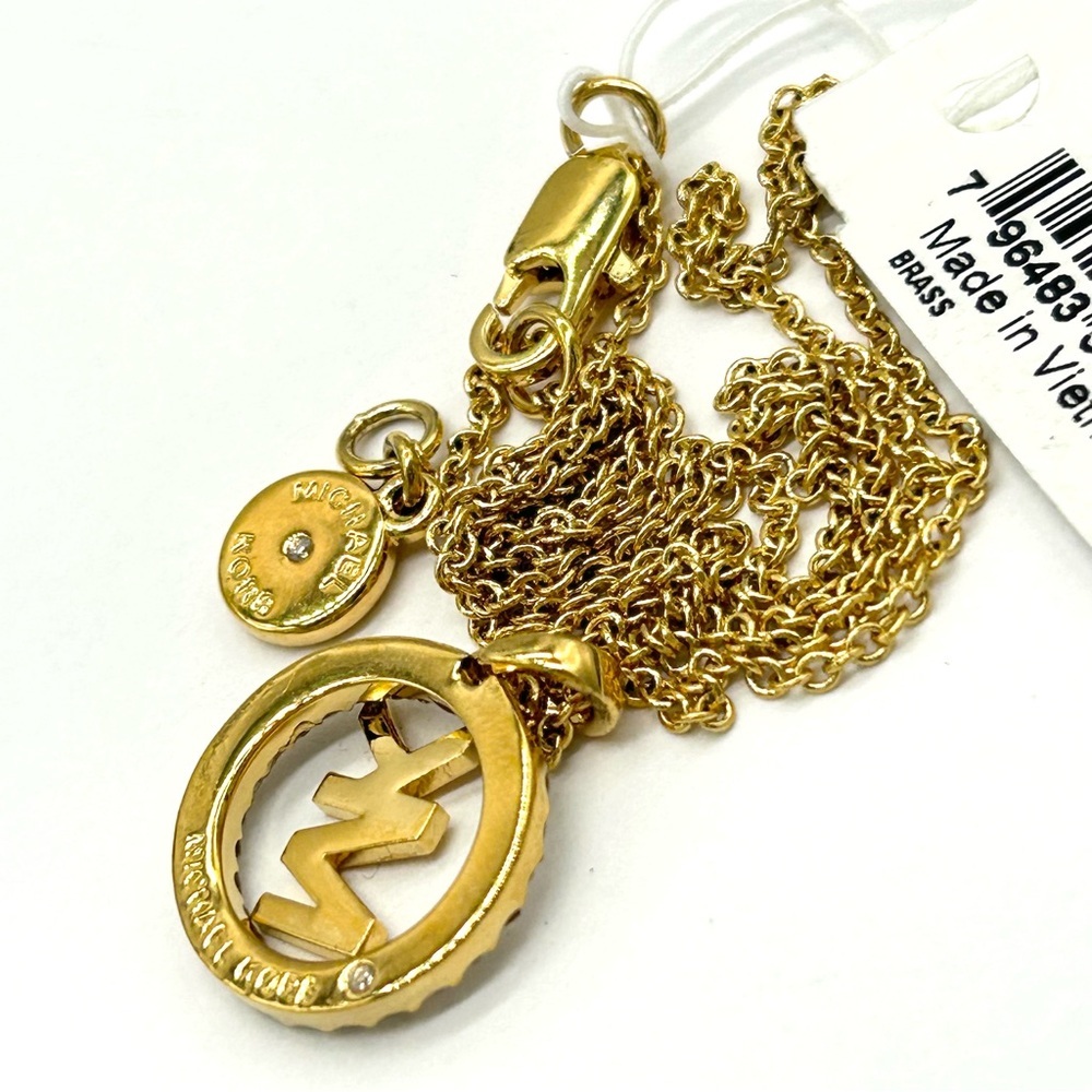 Michael Kors Pave Circle Necklace NWT $95 - Picture 3 of 3